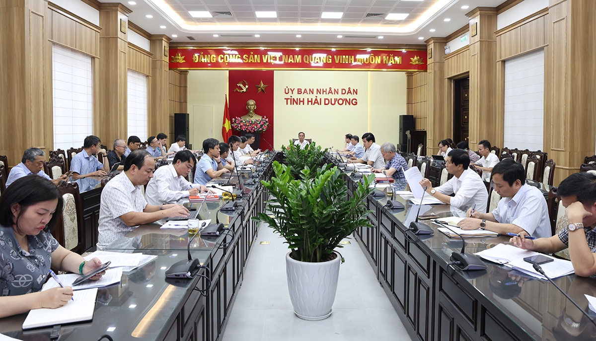 Hải Dương: Tập trung nguồn lực đẩy nhanh tiến độ bàn giao mặt bằng 2 dự án truyền tải điện
