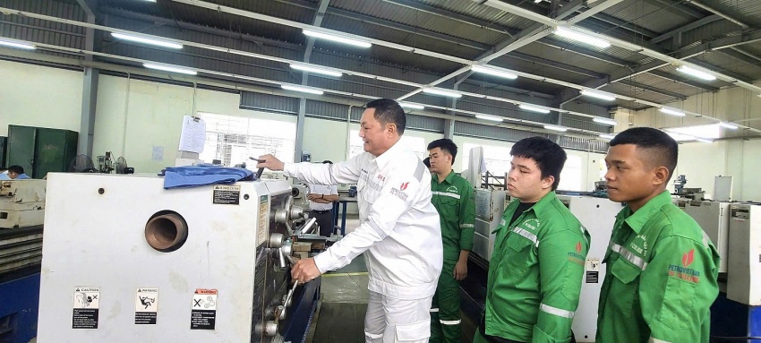 Thành lập Đảng bộ Nghiên cứu Khoa học và Đào tạo trực thuộc Đảng ủy Petrovietnam