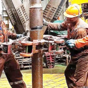 Làm thế nào Nigeria tăng 70% doanh thu dầu khí chỉ sau một năm?