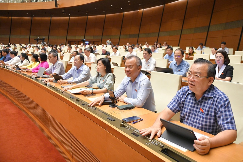 Quốc hội thông qua Luật Hóa chất (sửa đổi): Thúc đẩy phát triển ngành theo hướng xanh và an toàn