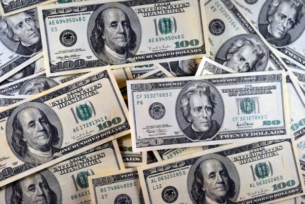 Điểm tin ngân hàng ngày 17/6: Tỷ giá USD tăng nhẹ trong nước, “chợ đen” tiếp tục đi lên