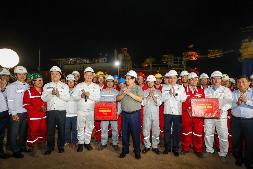 Từ vô vàn thách thức đến dấu ấn triệu đô trên bản đồ năng lượng xanh toàn cầu