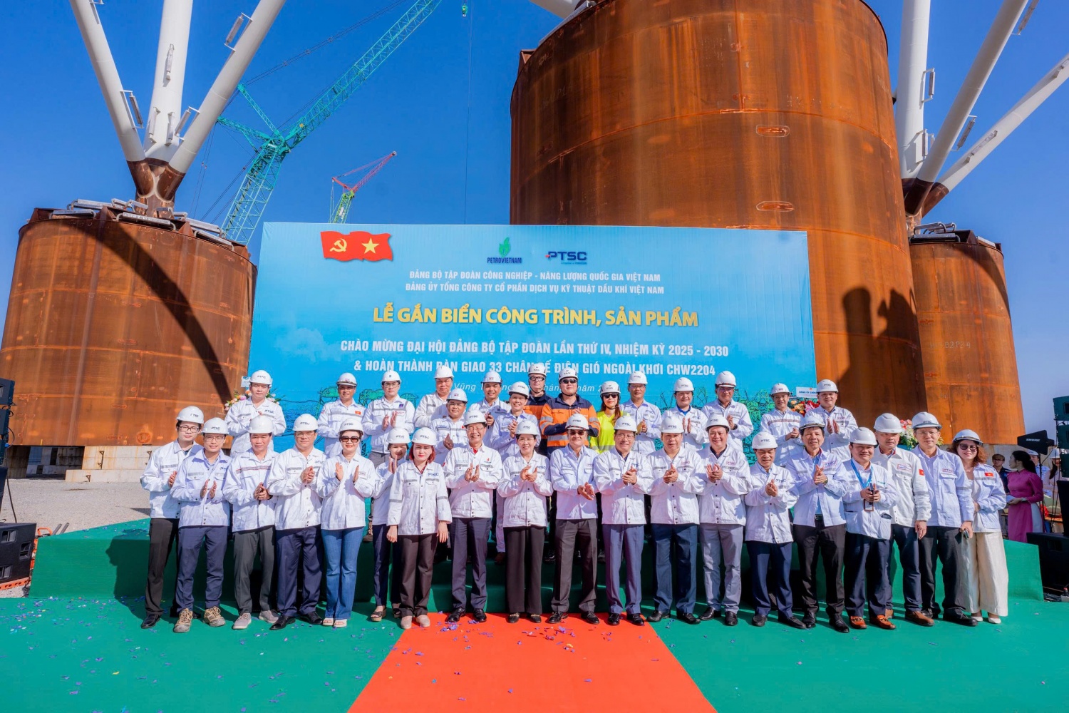 Đảng ủy Chính phủ khảo sát thực tiễn mô hình tổ chức đảng tại Đảng bộ Petrovietnam Đảng ủy Chính phủ khảo sát thực tiễn mô hình tổ chức đảng tại Đảng bộ Petrovietnam