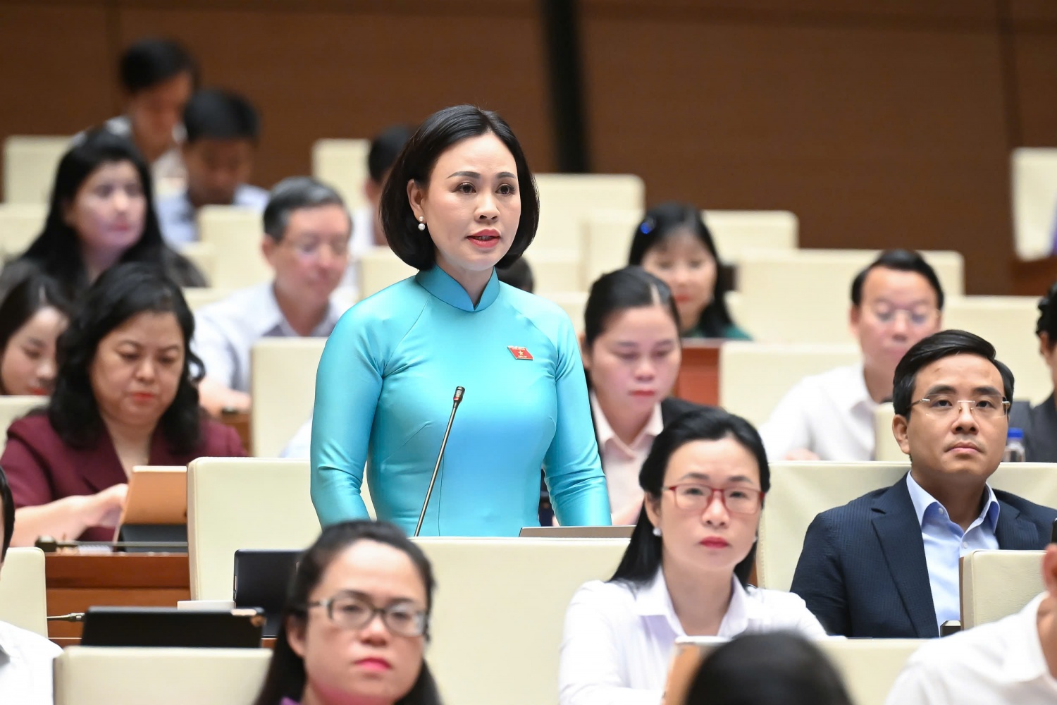 Đại biểu Quốc hội hiến kế thúc đẩy tăng trưởng, xây dựng nền kinh tế tự chủ, tự cường