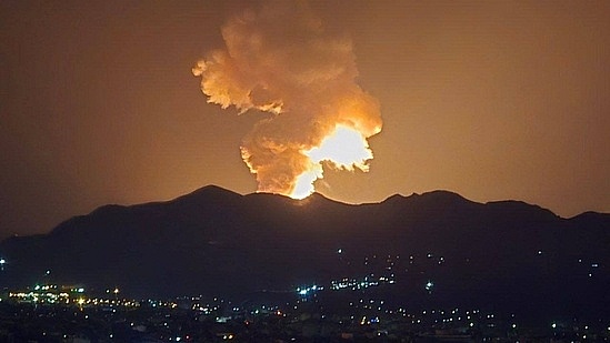 Nhà máy lọc dầu và kho chứa dầu gần thủ đô Tehran bị tấn công