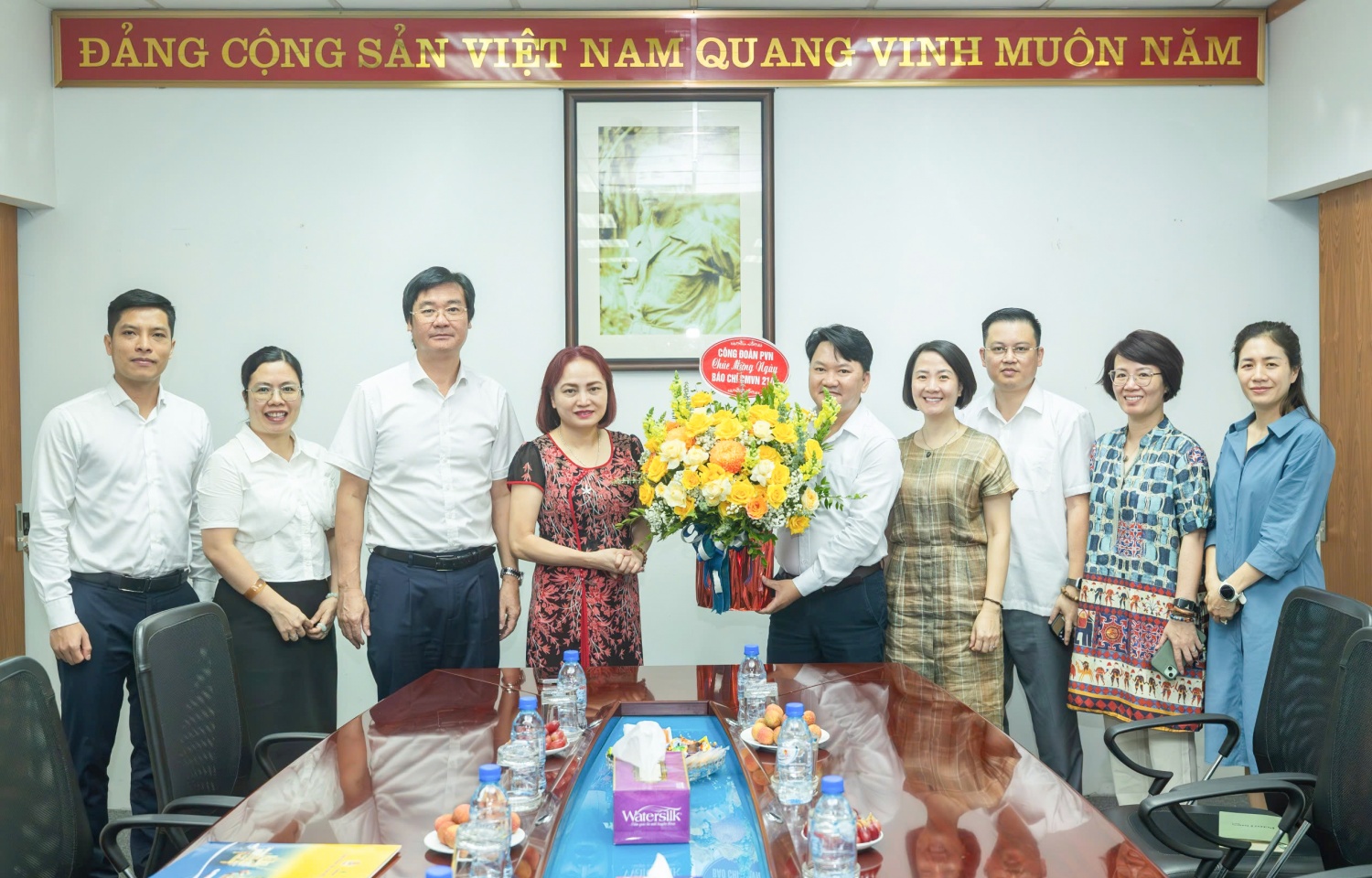 Lãnh đạo Công đoàn Dầu khí Việt Nam chúc mừng Tạp chí Năng lượng Mới - PetroTimes nhân kỷ niệm 100 năm Ngày Báo chí Cách mạng Việt Nam