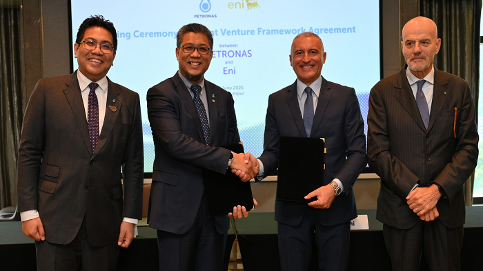 Petronas và Eni lập liên doanh khí đốt tại Đông Nam Á