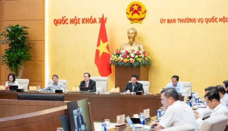 Ủy ban Thường vụ Quốc hội cho ý kiến về Nghị quyết xử lý vướng mắc do quy định pháp luật