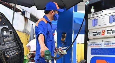 Giá xăng dầu đồng loạt tăng hơn 1.000 đồng/lít
