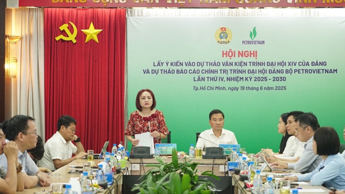 Công đoàn Petrovietnam tiếp tục lấy ý kiến xây dựng văn kiện Đại hội Đảng bộ Tập đoàn lần thứ IV