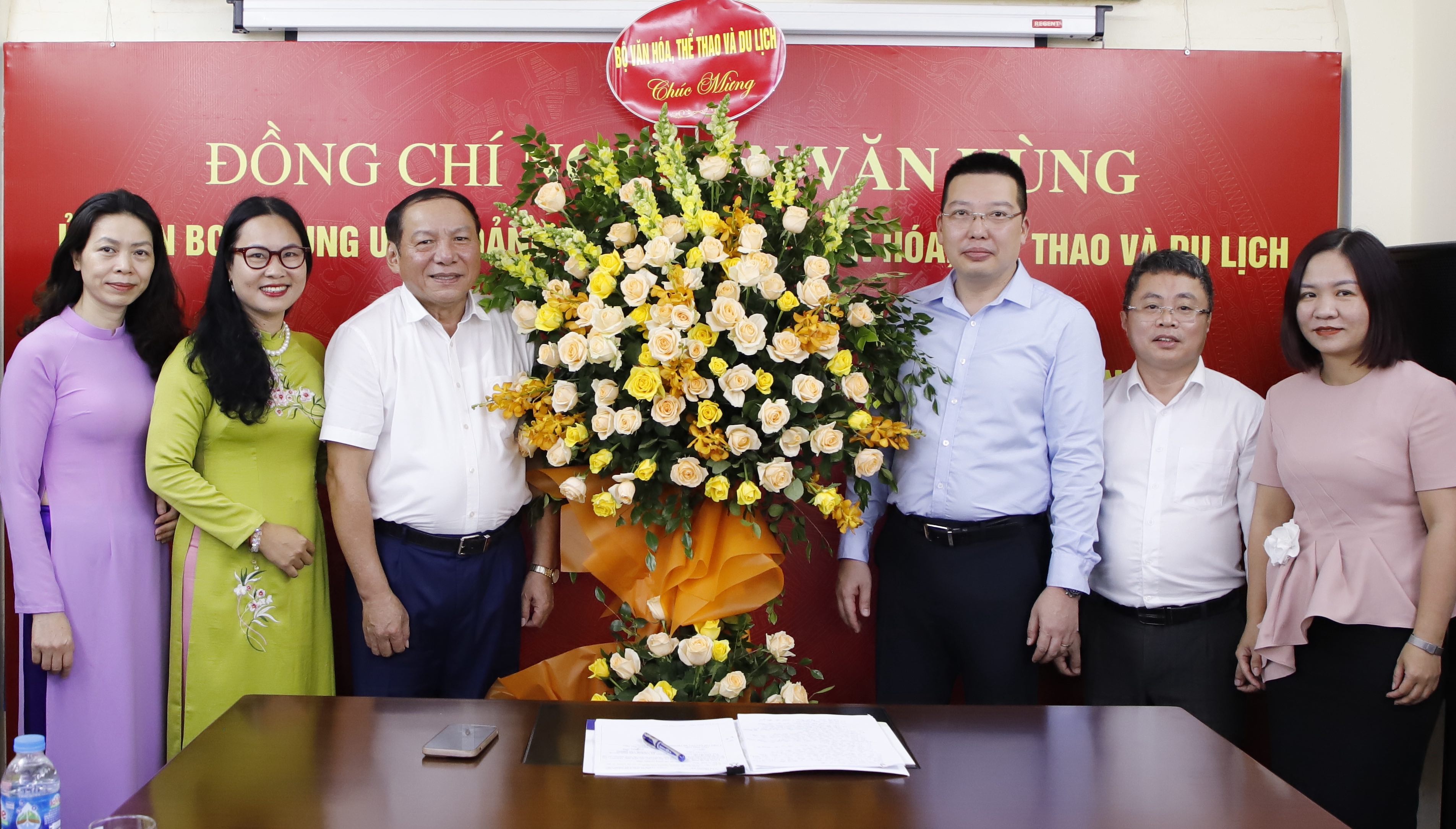 Báo chí Cách mạng Việt Nam: “Mạch nguồn tri thức - Kết nối niềm tin” - ảnh 5