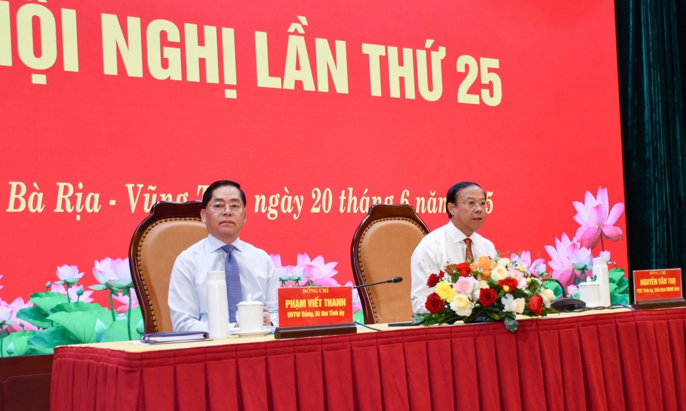 Đánh giá toàn diện tình hình 6 tháng đầu năm, chuẩn bị cho mô hình chính quyền 2 cấp