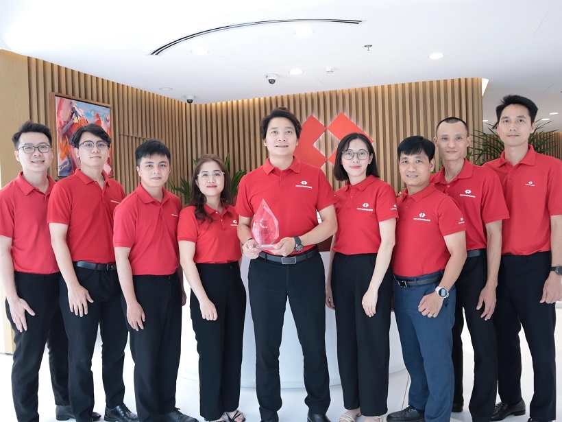 Techcombank là đại diện duy nhất Việt Nam được giải thưởng Celent Model Bank 2025 về quản lý vận hành xuất sắc