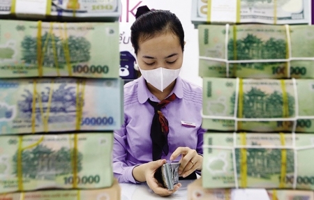 Điểm tin ngân hàng ngày 21/6: Loạt ngân hàng tăng tốc “bơm” tín dụng cho bất động sản