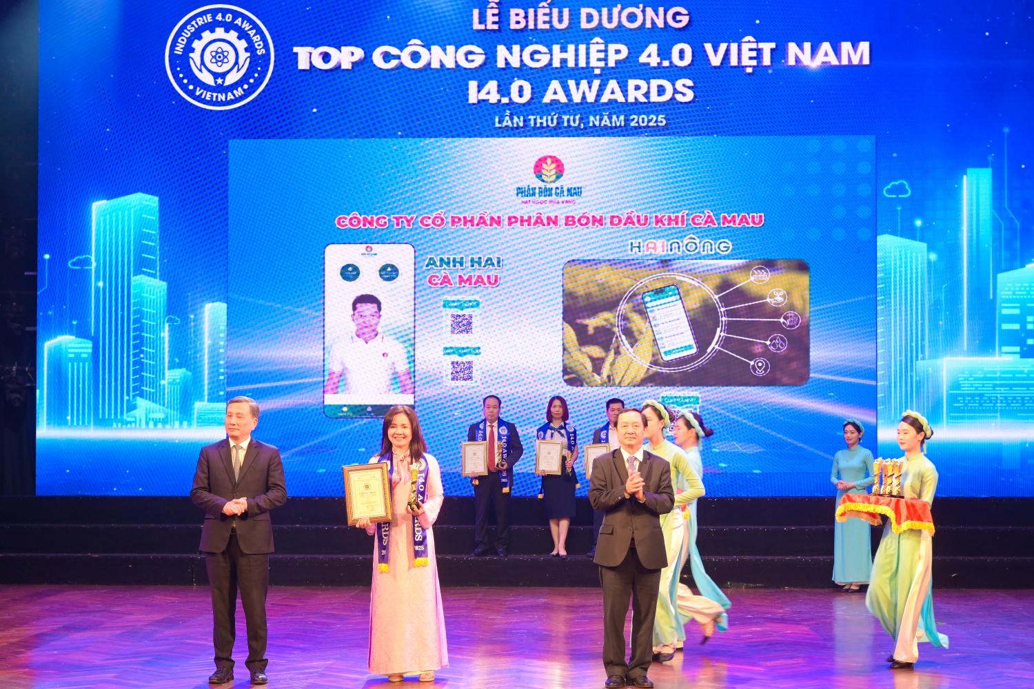 Petrovietnam được vinh danh Top doanh nghiệp Công nghiệp 4.0 Việt Nam năm 2025