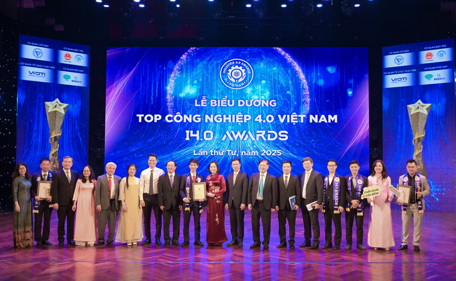 Petrovietnam được vinh danh Top 10 Doanh nghiệp Công nghiệp 4.0 Việt Nam năm 2025