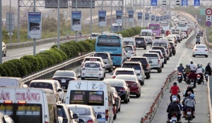 Đại biểu đề xuất nhập làn luân phiên từng xe để giảm ùn tắc giao thông