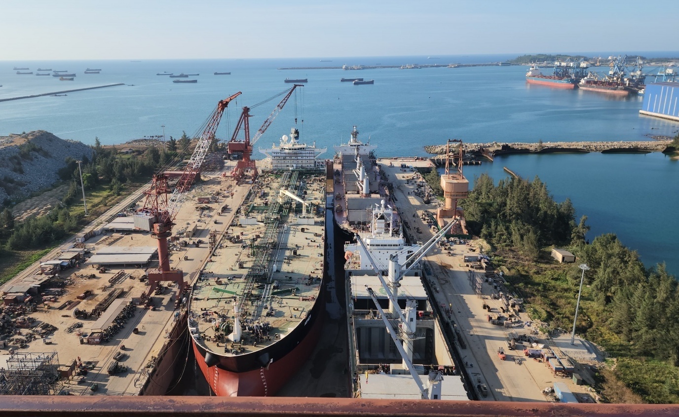 Bài 3: Hợp lực từ cơ chế và nội lực - Đòn bẩy để phát triển PVSM