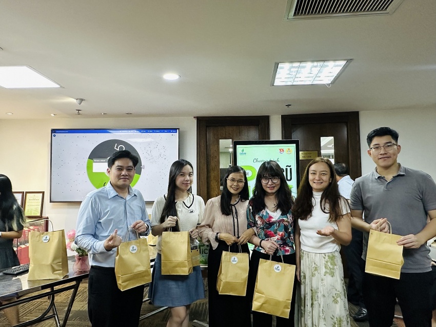 “Đổi pin cũ, pick túi mù” - BIENDONG POC chung tay bảo vệ môi trường