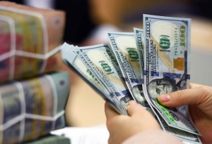 Điểm tin ngân hàng ngày 25/6: Tỷ giá USD thế giới giảm, "chợ đen" trong nước tiếp tục tăng