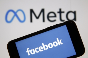 Meta nói gì về việc hàng loạt hội nhóm Facebook bị khóa?