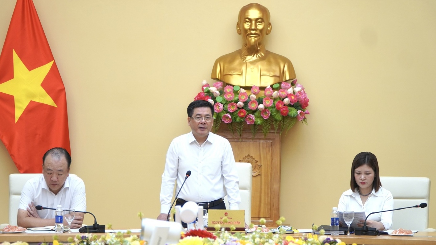 Bộ Công Thương triển khai loạt giải pháp bảo đảm nguồn cung xăng dầu 6 tháng cuối năm