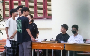 Gợi ý đáp án môn Ngữ văn kỳ thi tốt nghiệp THPT 2025