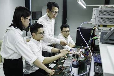 Khơi thông nguồn lực, chấp nhận rủi ro, thúc đẩy sáng tạo