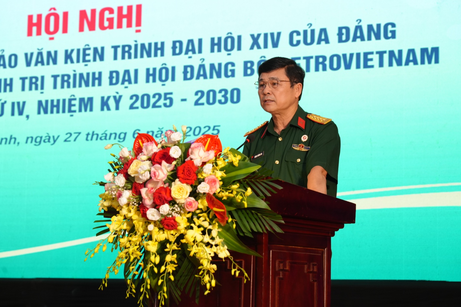 Đồng chí Dương Trường Sơn, Phó Trưởng Ban Tuyên giáo Phong trào Trung ương Hội CCB Việt Nam đánh giá cao Hội Cựu chiến binh Petrovietnam là một trong những tổ chức hội tiêu biểu, hoạt động hiệu quả, trách nhiệm các phong trào ASXH, đền ơn đáp nghĩa.