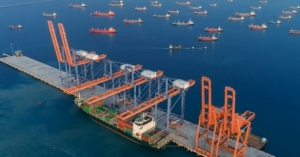 Lượng dầu nhập khẩu của Trung Quốc từ Iran đạt mức cao kỷ lục