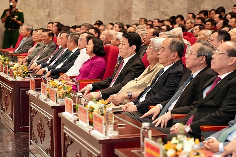 Tổng thuật: Công bố nghị quyết, quyết định sáp nhập đơn vị hành chính, chỉ định nhân sự trên cả nước