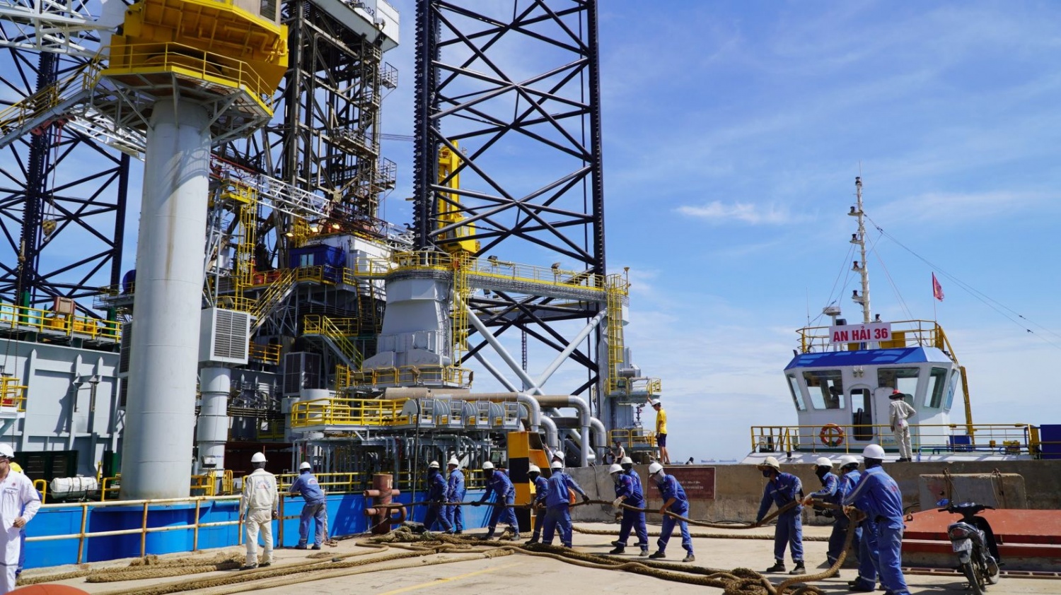 Hoàn thành bảo dưỡng sửa chữa, PVSM bàn giao Giàn Tam Đảo 02 cho Vietsovpetro Hoàn thành bảo dưỡng sửa chữa, PVSM bàn giao Giàn Tam Đảo 02 cho Vietsovpetro