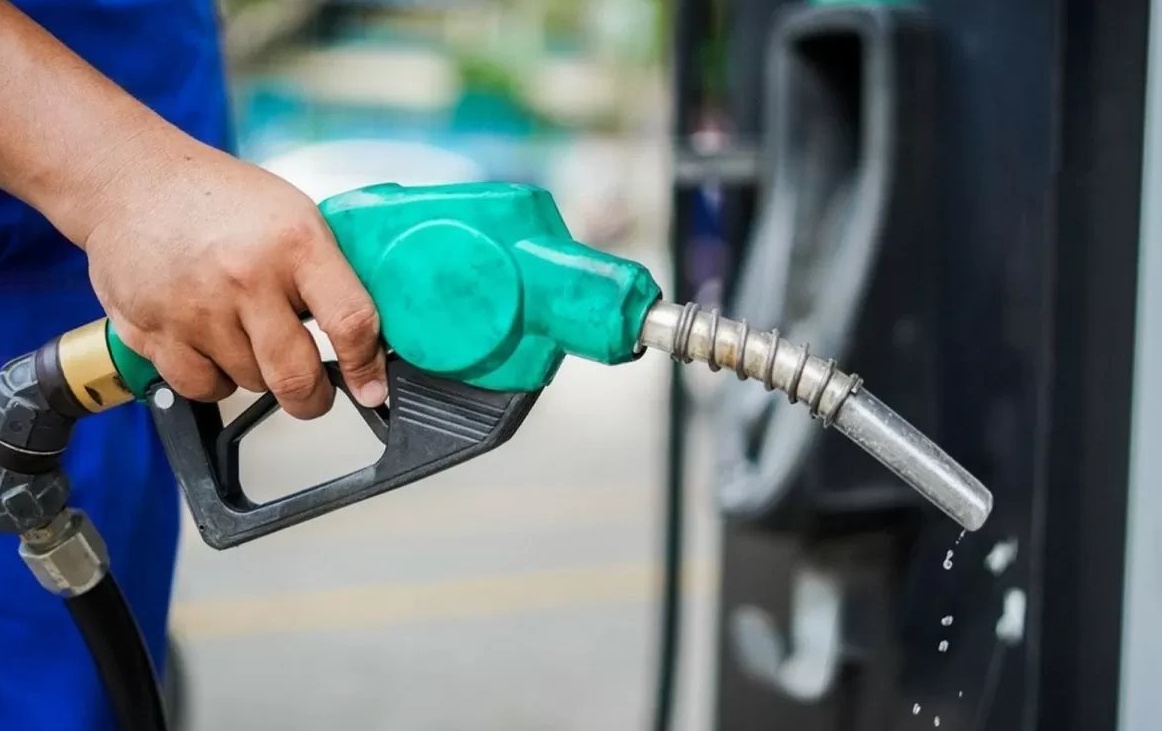 Giá bán lẻ xăng dầu đồng loạt giảm từ 0h ngày 1/7