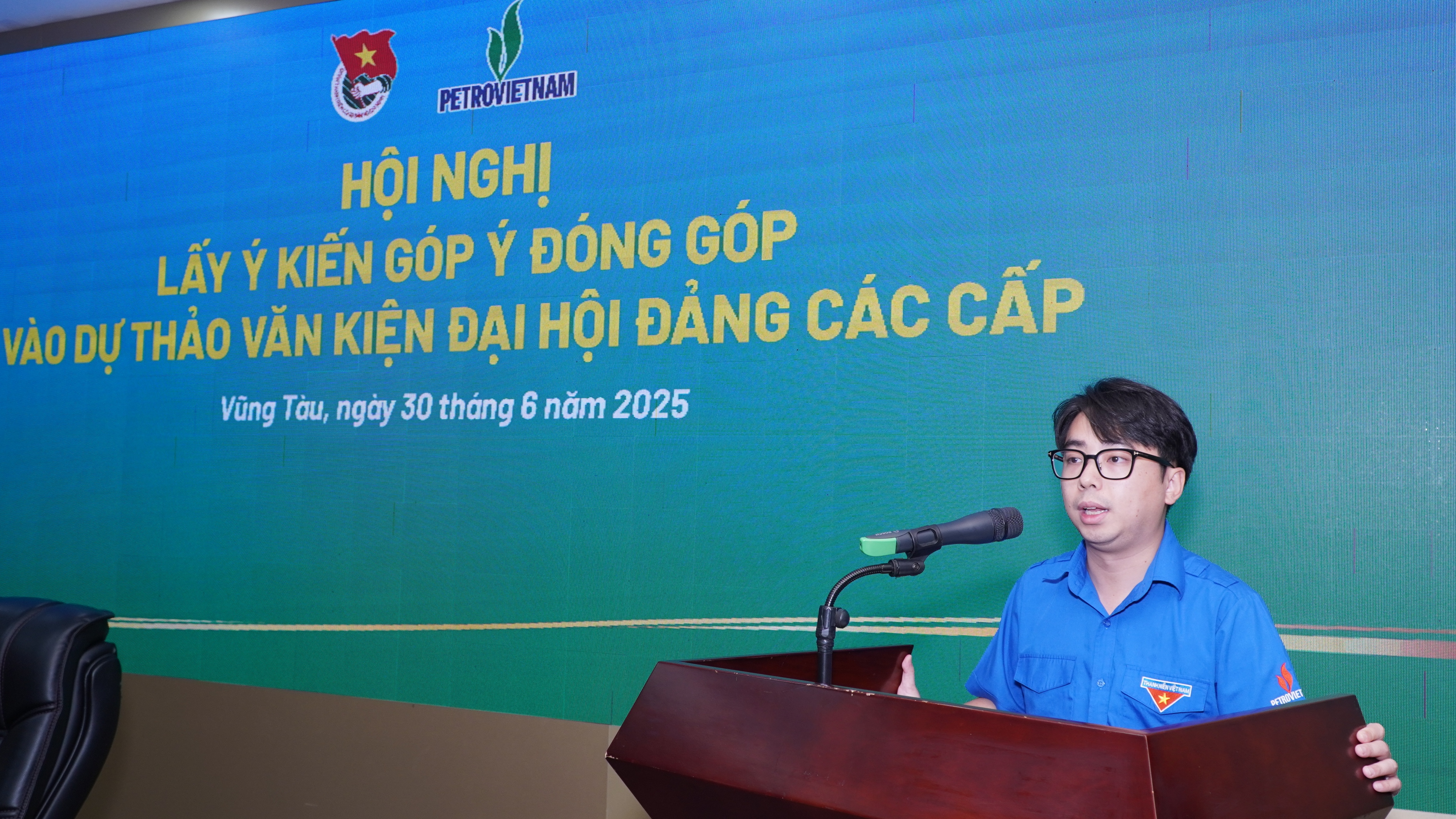 Tuổi trẻ Petrovietnam góp ý vào văn kiện Đại hội Đảng các cấp