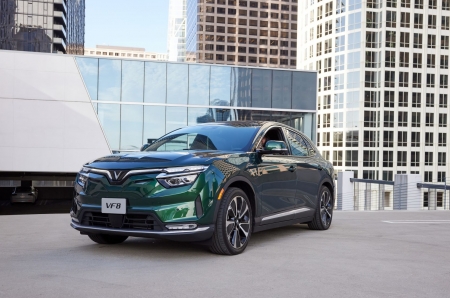 Vì sao VinFast VF 8 là mẫu xe “nên mua” trong phân khúc SUV 1 tỷ đồng?
