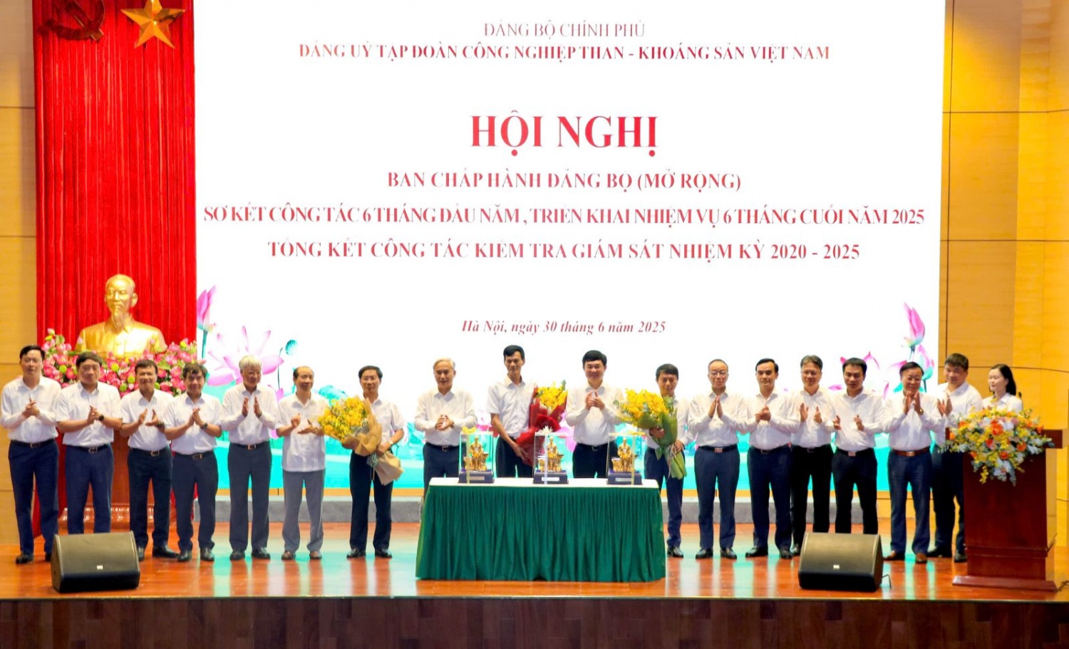 Đảng ủy TKV: Triển khai quyết liệt, đồng bộ các giải pháp, hoàn thành toàn diện kế hoạch năm 2025​​​​​​​