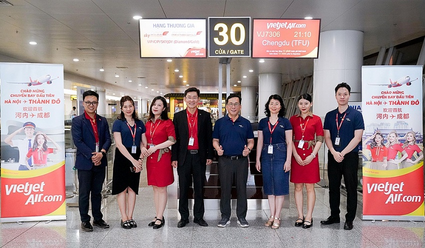 Thêm đường bay mới, đón hè rực rỡ cùng Vietjet tại Thành Đô (Trung Quốc)