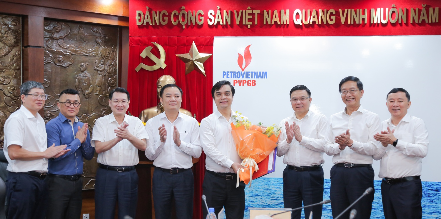 Đồng chí Nguyễn Minh Đạo giữ chức vụ Phó Bí thư Đảng ủy phụ trách Đảng bộ, Phó Giám đốc PVPGB