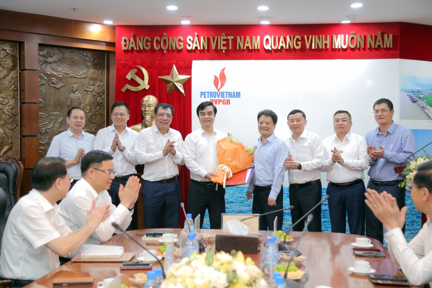 Đồng chí Nguyễn Minh Đạo giữ chức vụ Phó Bí thư Đảng ủy phụ trách Đảng bộ, Phó Giám đốc PVPGB