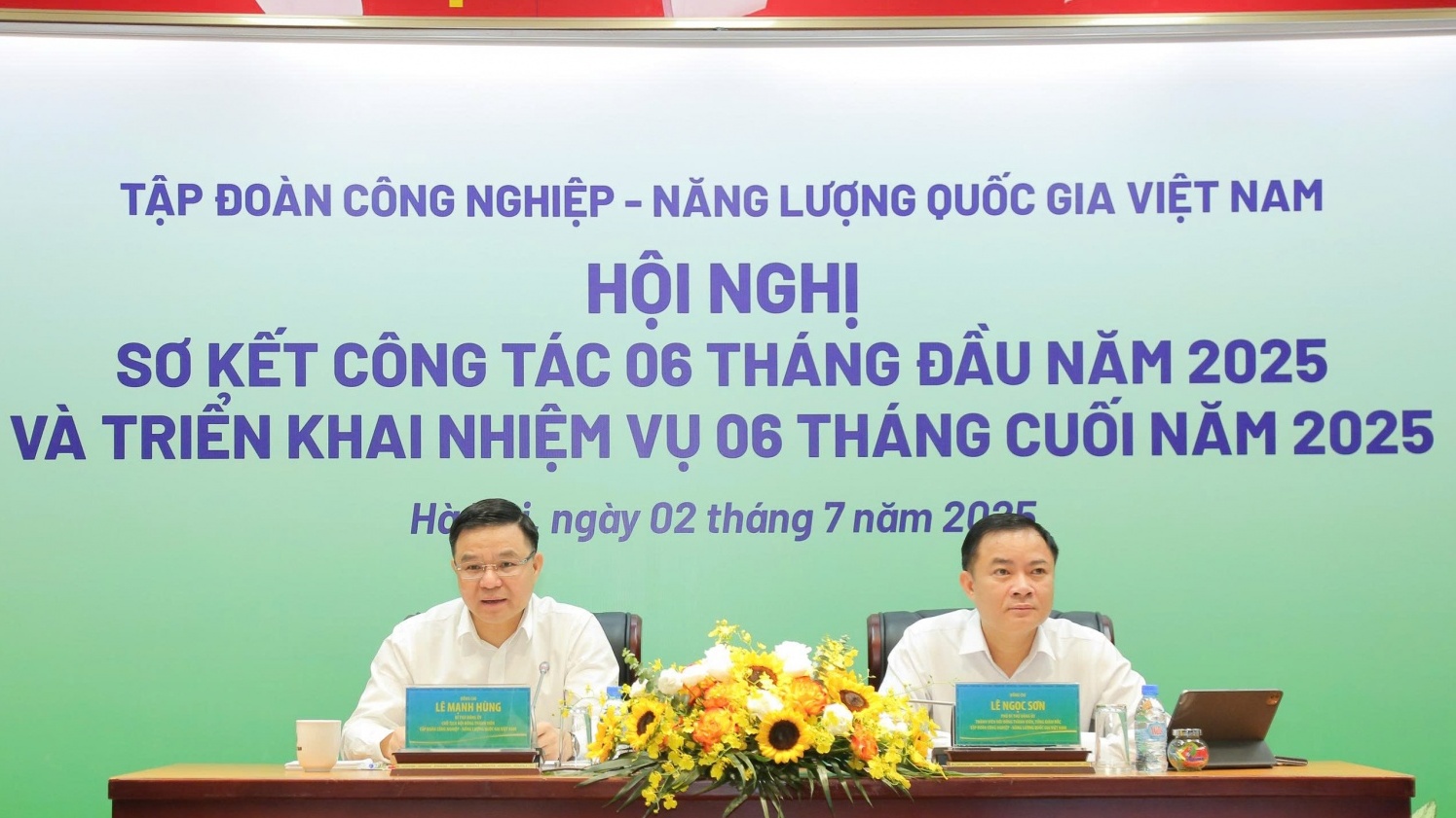 Tăng trưởng ổn định trong 6 tháng đầu năm, Petrovietnam tạo đà cho chiến lược dài hạn