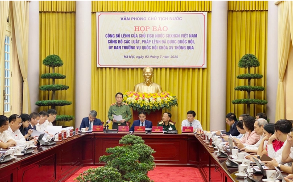 Công bố Lệnh của Chủ tịch nước về 16 luật, pháp lệnh mới được thông qua
