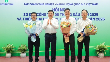 “Effective Governance of the Management Plan”: BSR Achieves Over VND 69 Trillion in Revenue, Exceeds Profit Target by 93% in First Half of 2025