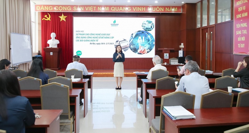 PVU tổ chức thành công khóa đào tạo nâng cao kỹ năng ứng dụng công nghệ số trong giảng dạy