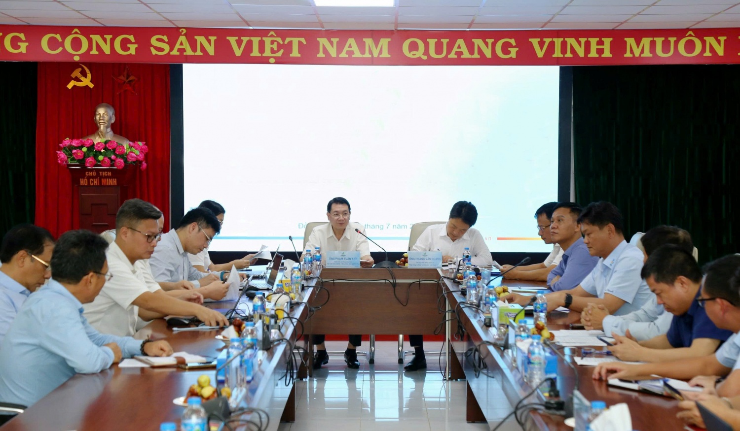 Lãnh đạo Petrovietnam kiểm tra, giám sát hoạt động các nhà máy, công trình tại Trung tâm Điện lực Nhơn Trạch