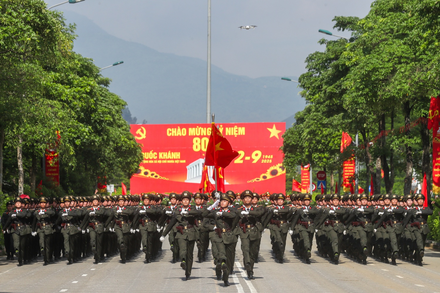 Lực lượng Công an hợp luyện chuẩn bị cho Đại lễ mừng Quốc khánh 2/9 Lực lượng Công an hợp luyện chuẩn bị cho lễ diễu binh mừng Quốc khánh 2/9