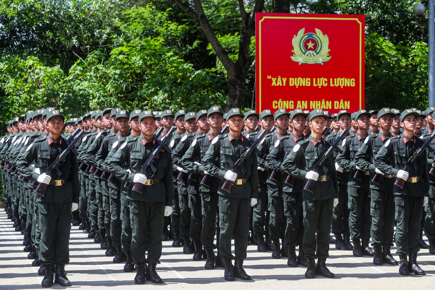 Lực lượng Công an hợp luyện chuẩn bị cho Đại lễ mừng Quốc khánh 2/9 Lực lượng Công an hợp luyện chuẩn bị cho lễ diễu binh mừng Quốc khánh 2/9