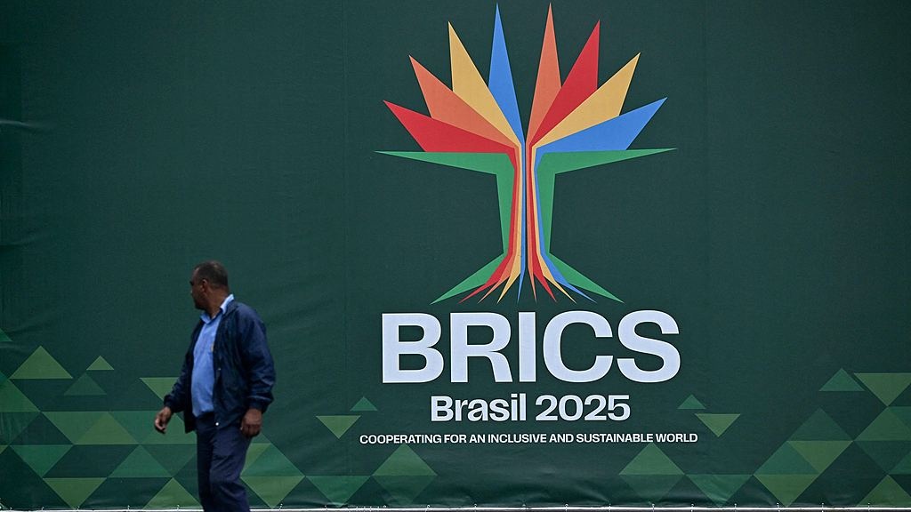 BRICS và sự "bùng nổ" dầu mỏ mới gọi tên Nam Mỹ BRICS và sự "bùng nổ" dầu mỏ mới gọi tên Nam Mỹ