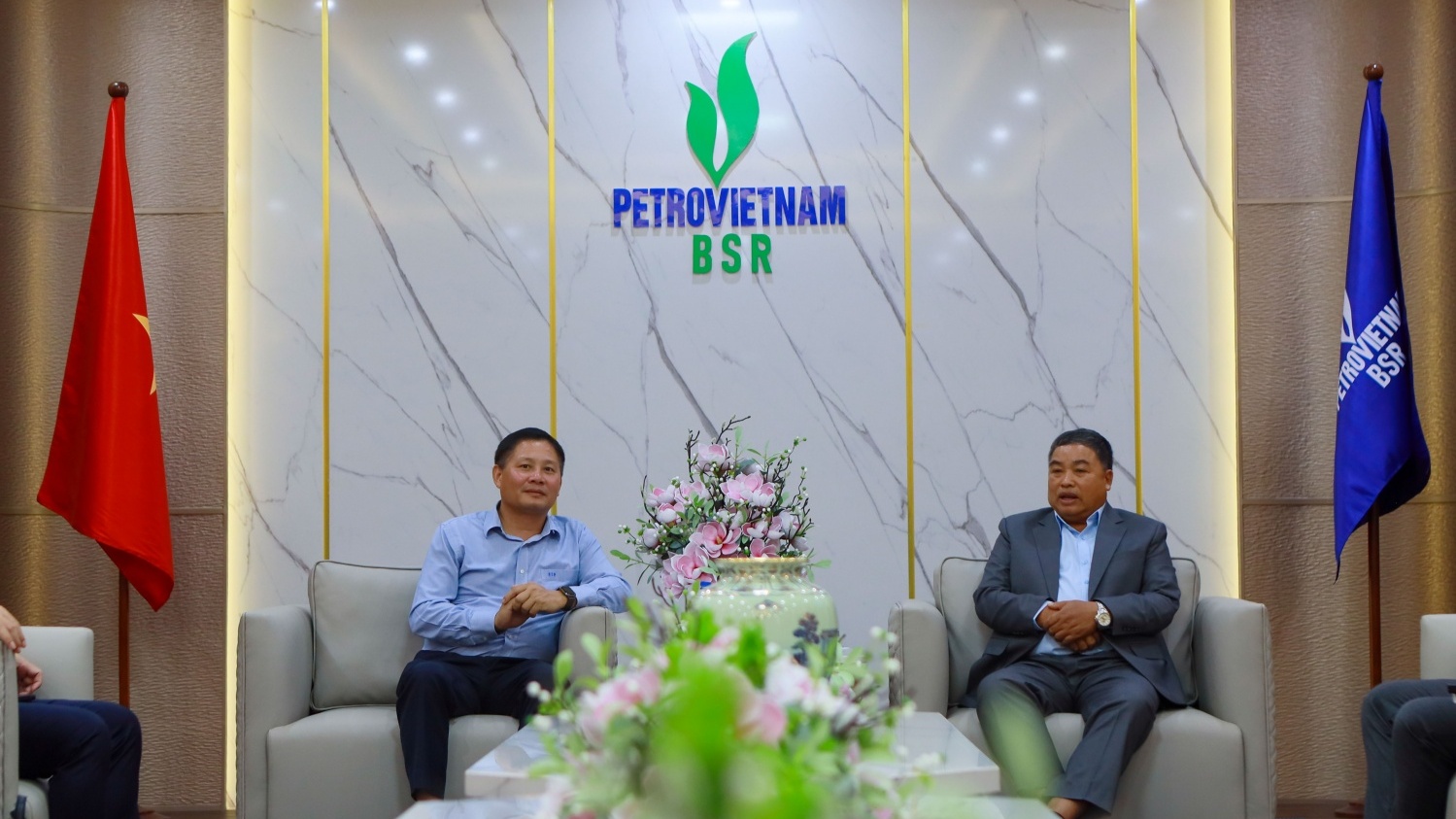 BSR strengthens cooperation to supply petroleum products to the Lao market