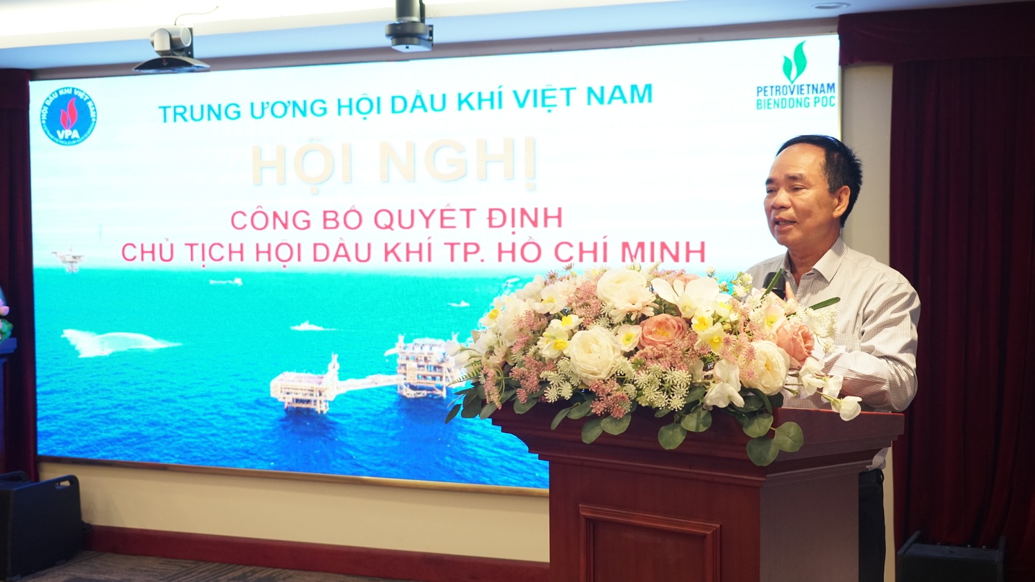 Kiện toàn nhân sự, phát huy vai trò Hội Dầu khí TP HCM, nơi hội tụ trí tuệ và kết nối giá trị ngành Kiện toàn nhân sự, phát huy vai trò Hội Dầu khí TP HCM, nơi hội tụ trí tuệ và kết nối giá trị ngành