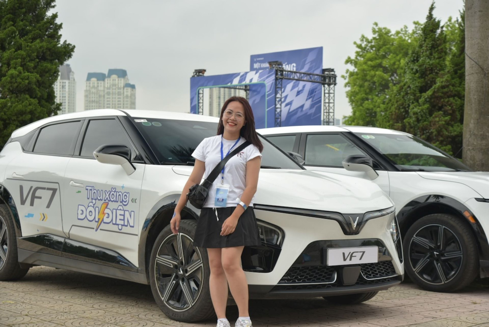 Người dùng chạy thử bộ đôi xe điện VinFast: VF 7 linh hoạt, lanh lẹ, VF 8 êm ái, phù hợp gia đình - Ảnh 5